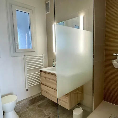 Le Balcon Du Port * Les Bussolleries