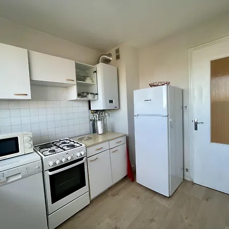 Le Balcon Du Port Apartment *